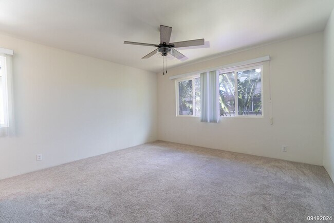 Building Photo - 4 br/2.5 ba Ewa Gentry Tuscany II, Schedul...