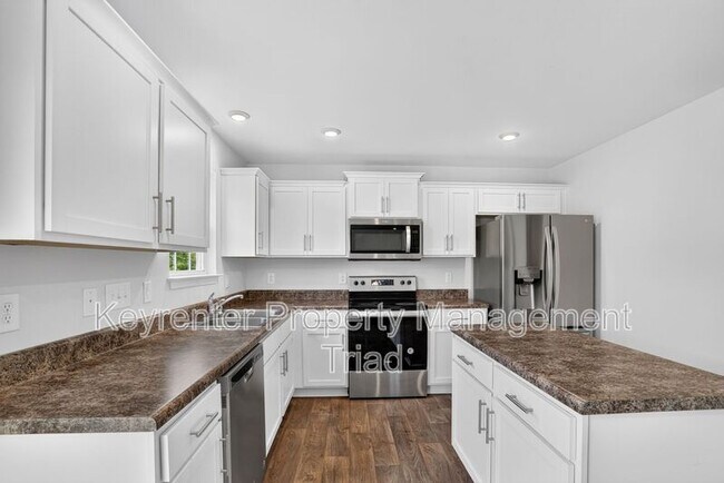 Building Photo - 5109 Black Frst Dr