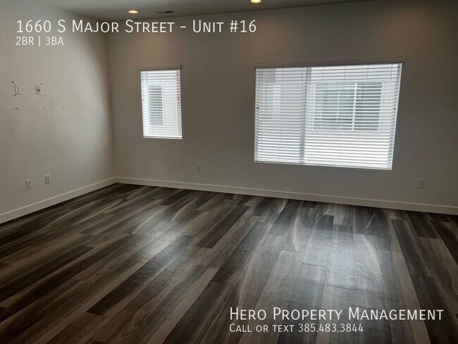 Building Photo - 1660 S Major St
