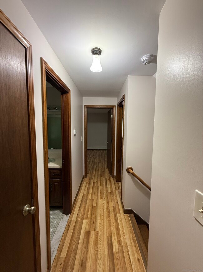 Building Photo - 276 Carriage Way