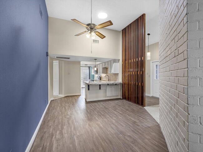 Building Photo - 8327 Silvan Wind Ln