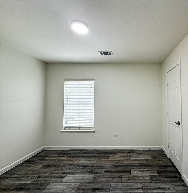 Building Photo - 18118 Mayfield Meadow Ln