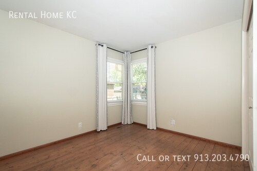 Building Photo - 15118 W 83rd St