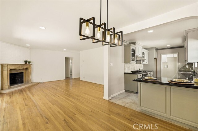 Building Photo - 7218 Enfield Ave