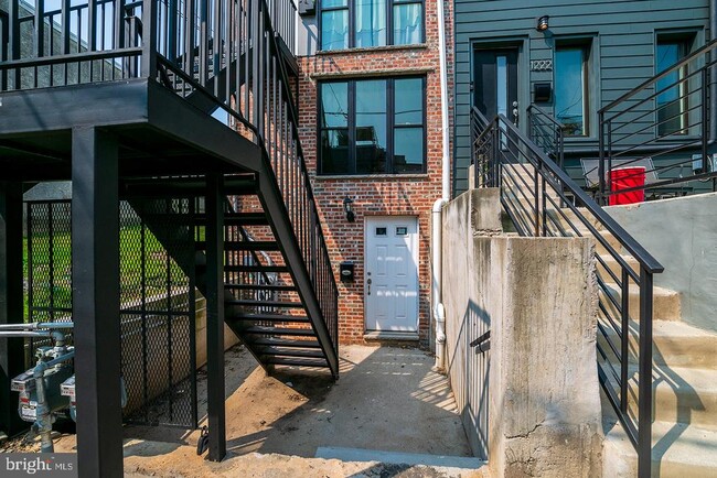 Building Photo - 1220 N Taney St