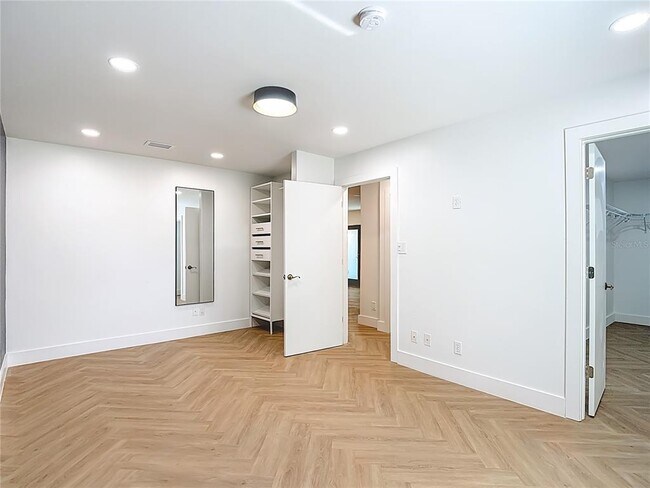 Building Photo - 13211 Pleasant Hill Farm Rd