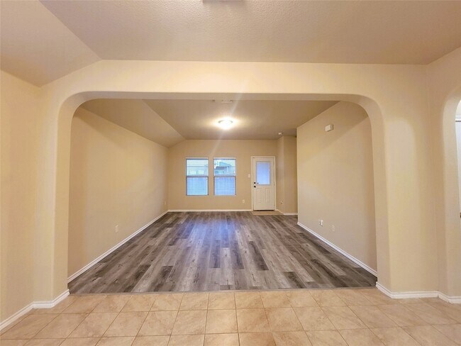 Building Photo - 1117 Prelude Dr