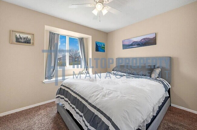 Building Photo - 4 Bed, 2 Bath Home with 2-Car Garage in North Nampa