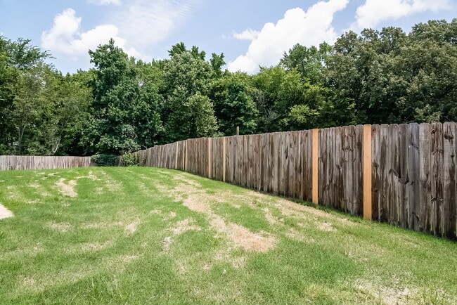 Building Photo - 50 Willow Crest Cove