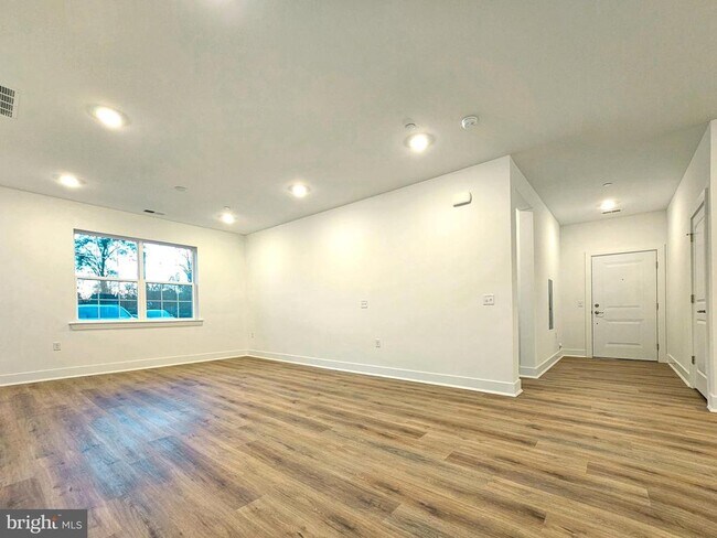 Building Photo - 2107 Prince Hall Dr