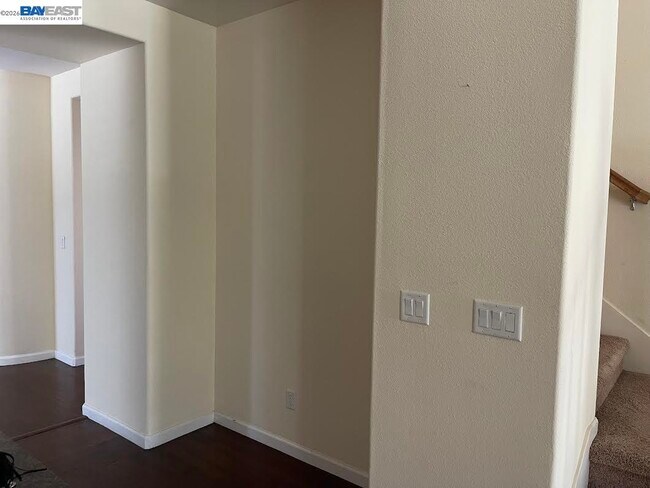 Building Photo - 1235 Santona Ct