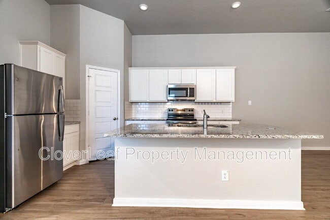 Building Photo - 311 Nespral Dr