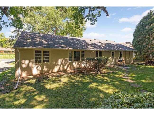 Building Photo - 4509 Laguna Dr