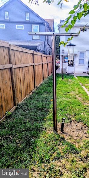 Building Photo - 485 High St