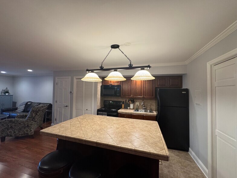 Kitchen - 34A Darien