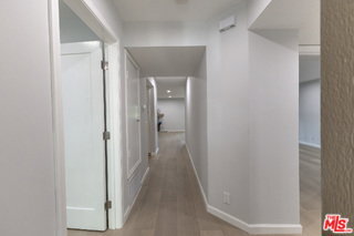 Building Photo - 400 N Louise St