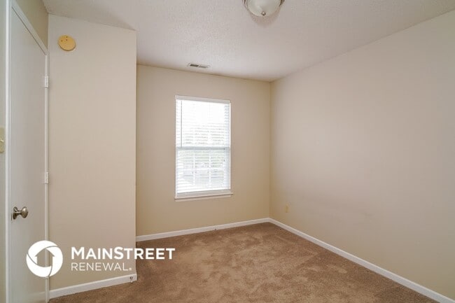 Building Photo - 104 Winterwood Dr