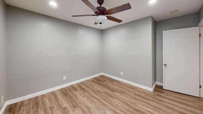 Building Photo - Beautifully Updated 3BR/2BA Single-Family Home in Rancho Cucamonga-Not a single step!
