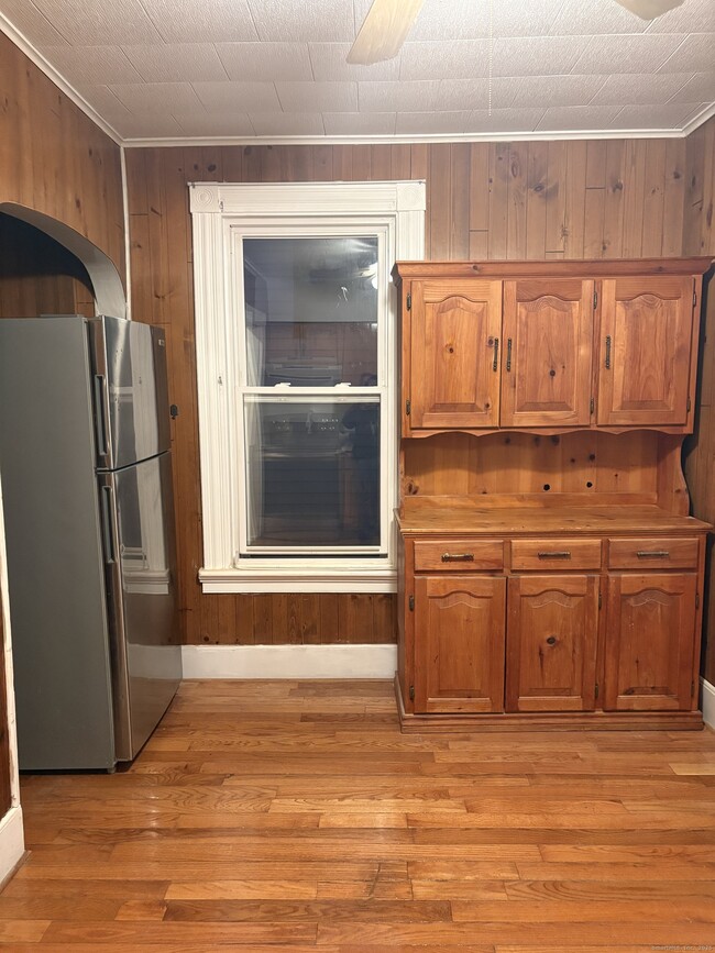 Building Photo - 345 Norton St