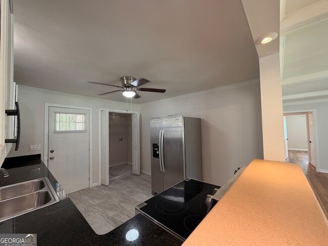 Building Photo - 1734 Cahoon St SW