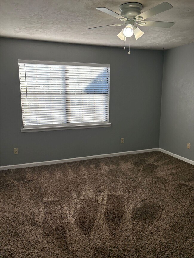 Building Photo - 1455 Bent Willow Dr