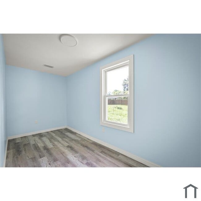 Building Photo - 260 Vernis Ave