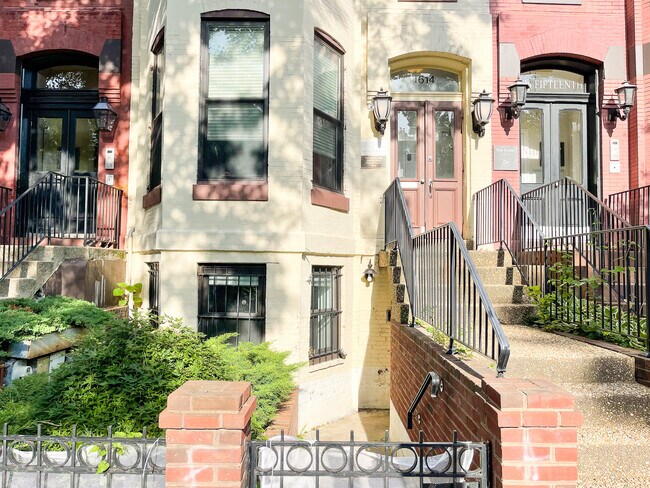 Building Photo - 1614 15th St NW