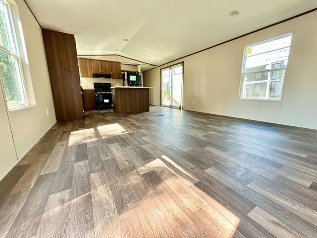 Building Photo - 78 Autumn Ln