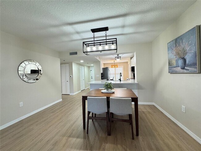 Building Photo - 4110 Ironwood Cir
