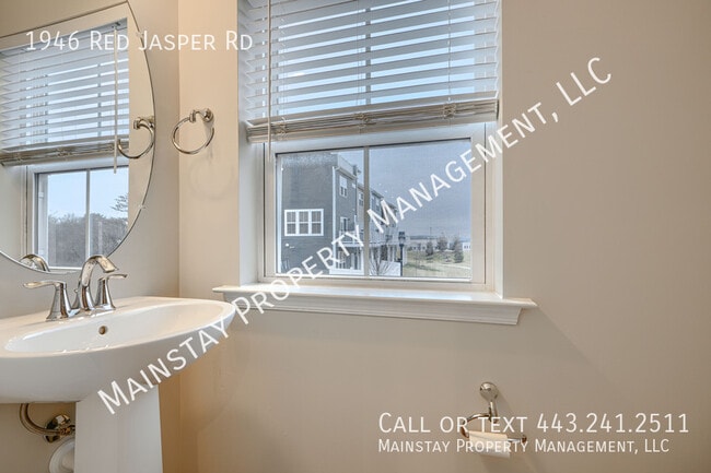 Building Photo - 1946 Red Jasper Rd