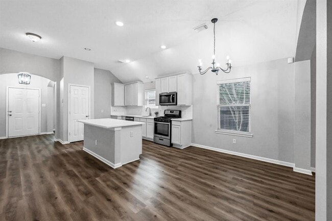 Building Photo - 2402 Sandy Fields Ln
