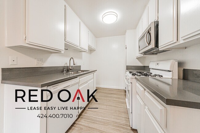 Building Photo - 4451 Vista Del Monte Ave