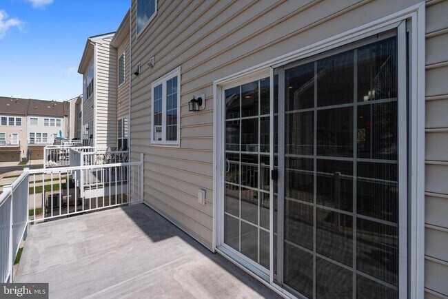 Building Photo - 25503 Amber Gate Terrace