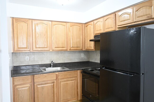 Interior Photo - ERP 43-51 E Park St, LLC