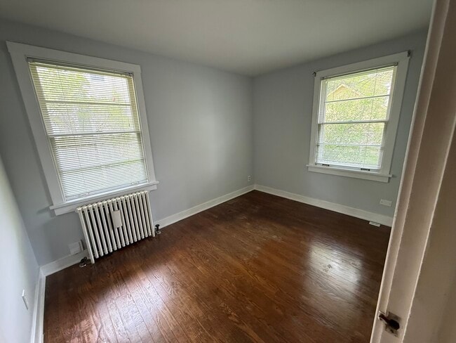 Building Photo - 8 N Harrison St