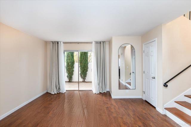 Building Photo - 1640 Maple Dr