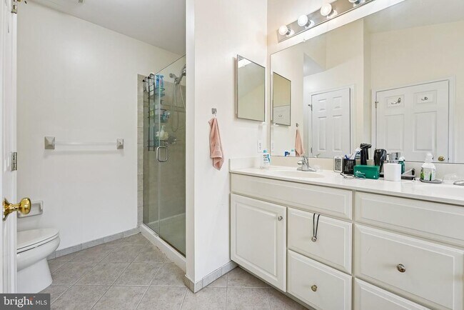 Building Photo - 14 Caleb Ln