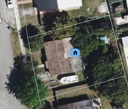Building Photo - 20501 SW 118th Ave