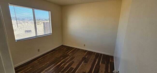 Building Photo - PLACE-1332 N El Prado St