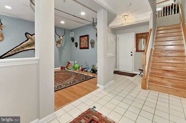 Building Photo - 265 Medlock Ln