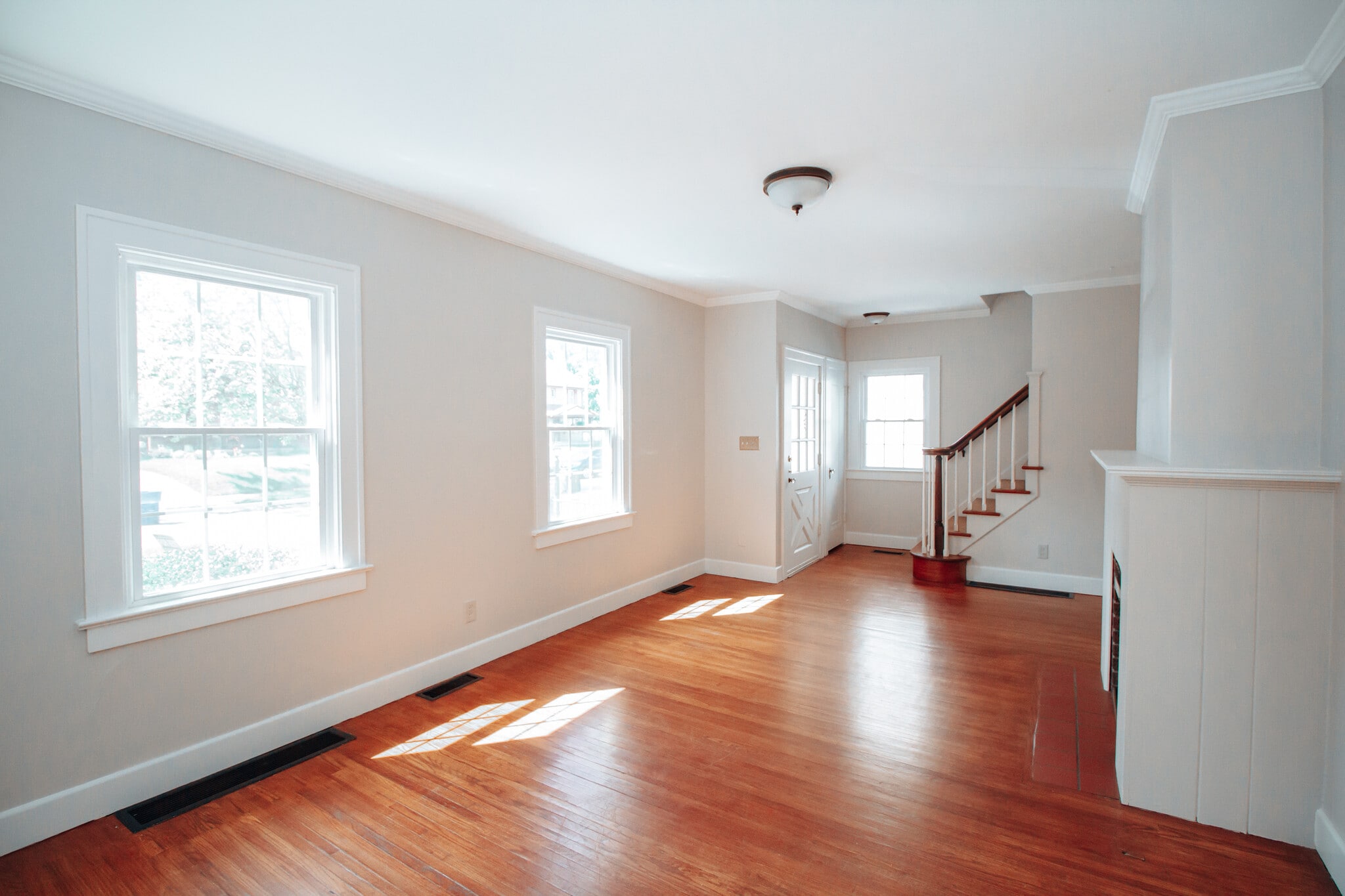 Building Photo - 3744 Bowen Rd