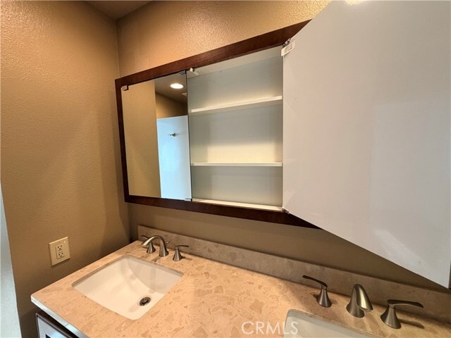 Building Photo - 33936 ALCAZAR Dr