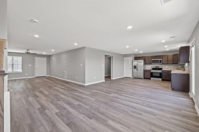 Building Photo - 233 Jared Parker Wy