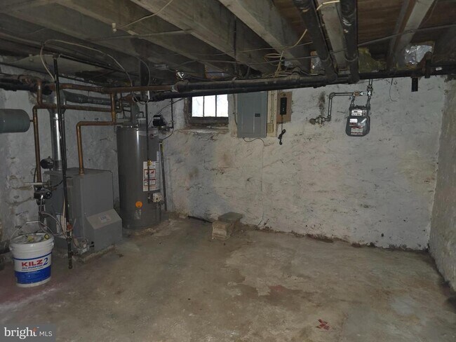 Building Photo - 4843 Griscom St