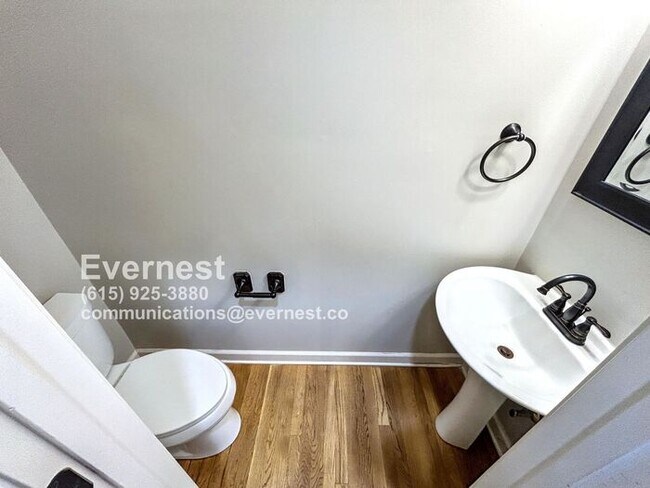 Building Photo - 4-Bedroom, 3.5-Bathroom Home in a Peaceful...