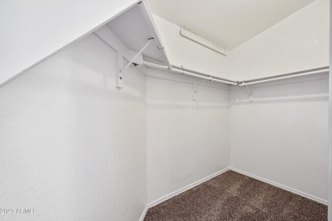 Building Photo - 1680 E Gary Dr