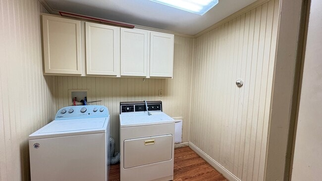 Building Photo - 3330 Band Rd