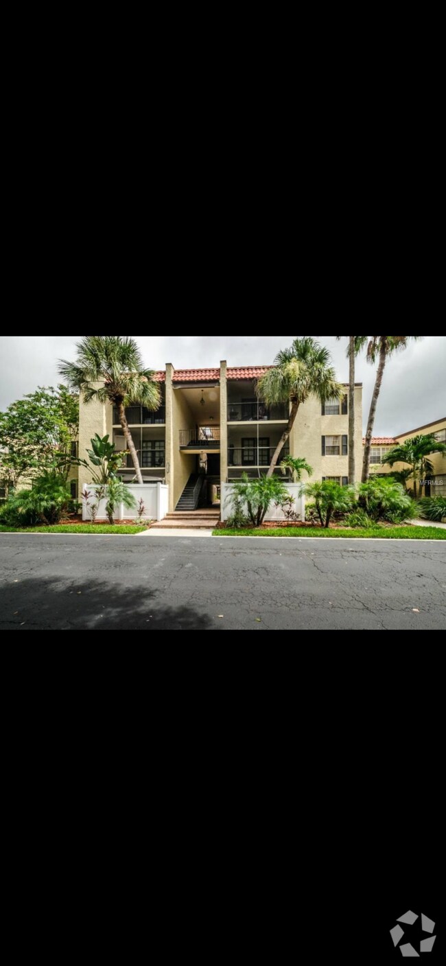 Building Photo - 5305 San Sebastian Ct
