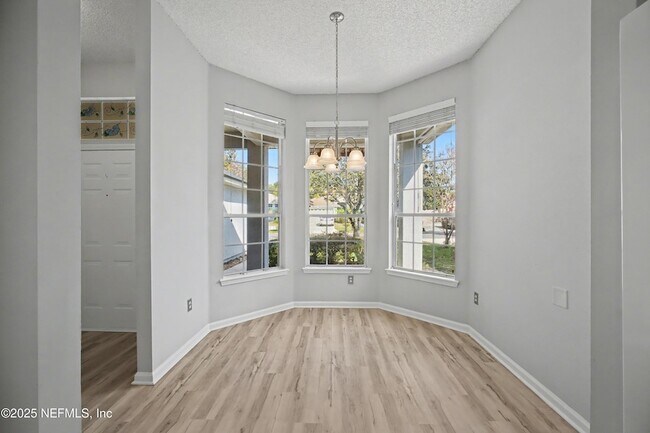 Building Photo - 1290 Ardmore St