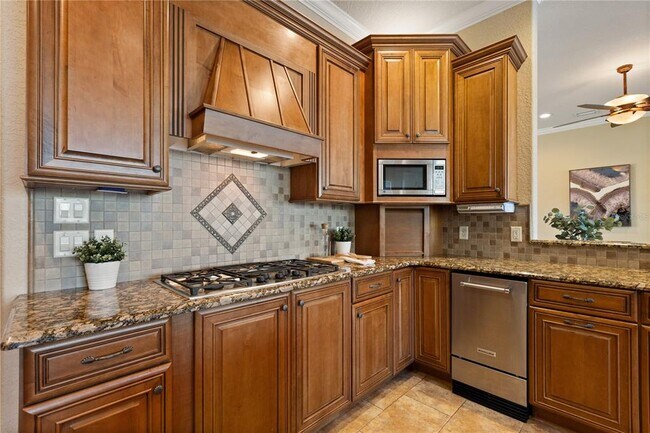 Building Photo - 286 Mileham Dr